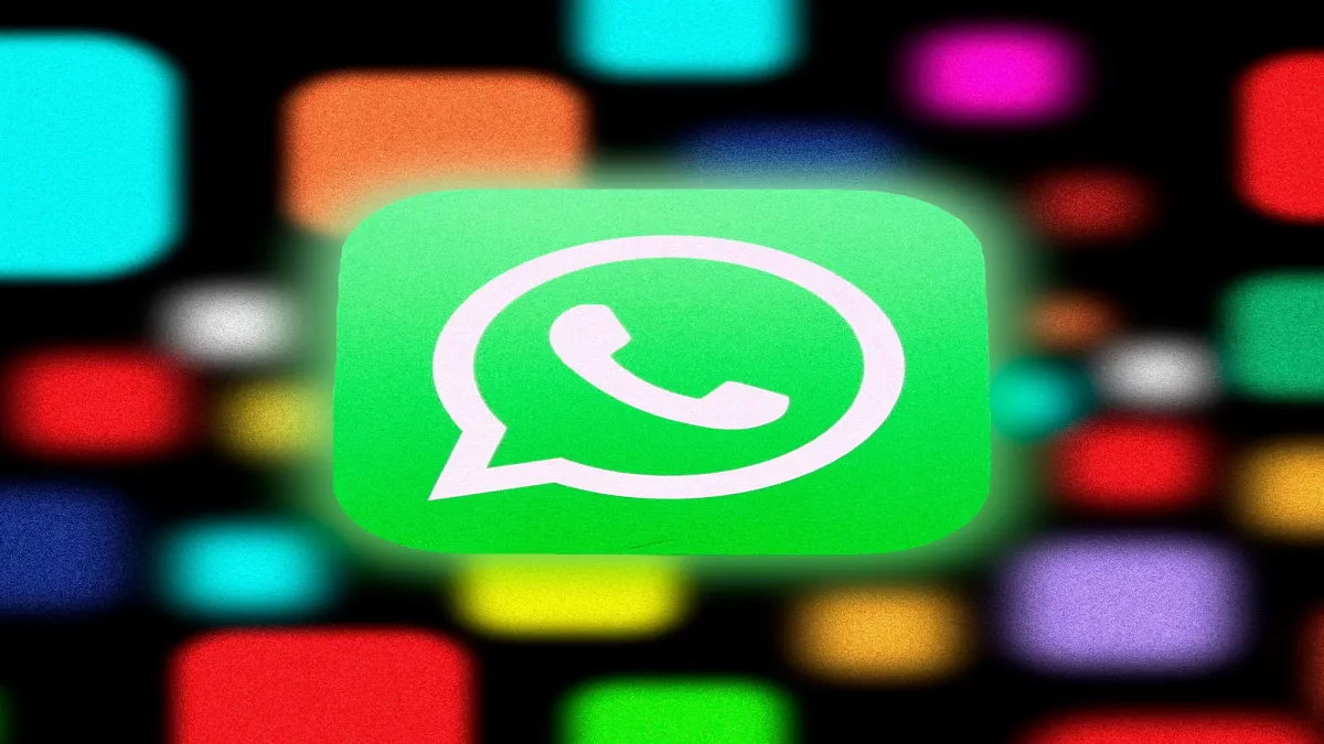 WhatsApp interface showing the new Incognito Chat feature with Meta AI for private conversations.