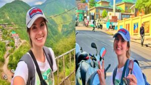 இந்தியாவில் தெருவோரக் கடையில் டீ குடிக்கும் வெளிநாட்டுப் பெண் விளக்கப்பட்ட படம்.