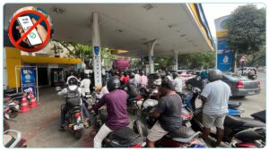 பெட்ரோல் பங்குகளில் கூகுள் பே, யுபிஐ ரத்து? - "மணி மியூல்" மோசடியால் வணிகர்கள் எடுத்த அதிரடி முடிவு! News illustration showing digital UPI payment terminals and petrol bunk operations in Tamil Nadu.