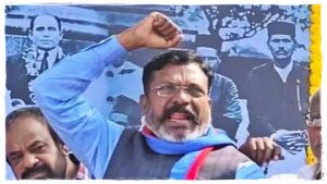 'ஒரே கட்சி, ஒரே ஆட்சிக்கு முற்றுப்புள்ளி!' விசிக மாநாட்டில் கொந்தளித்த திருமாவளவன்... வெளியான அதிரடி தீர்மானம்! விசிகவின் தமிழ்த் தேசிய எழுச்சி மாநாட்டில் தொல். திருமாவளவன் உரையாற்றும் செய்தி வரைபடம்.